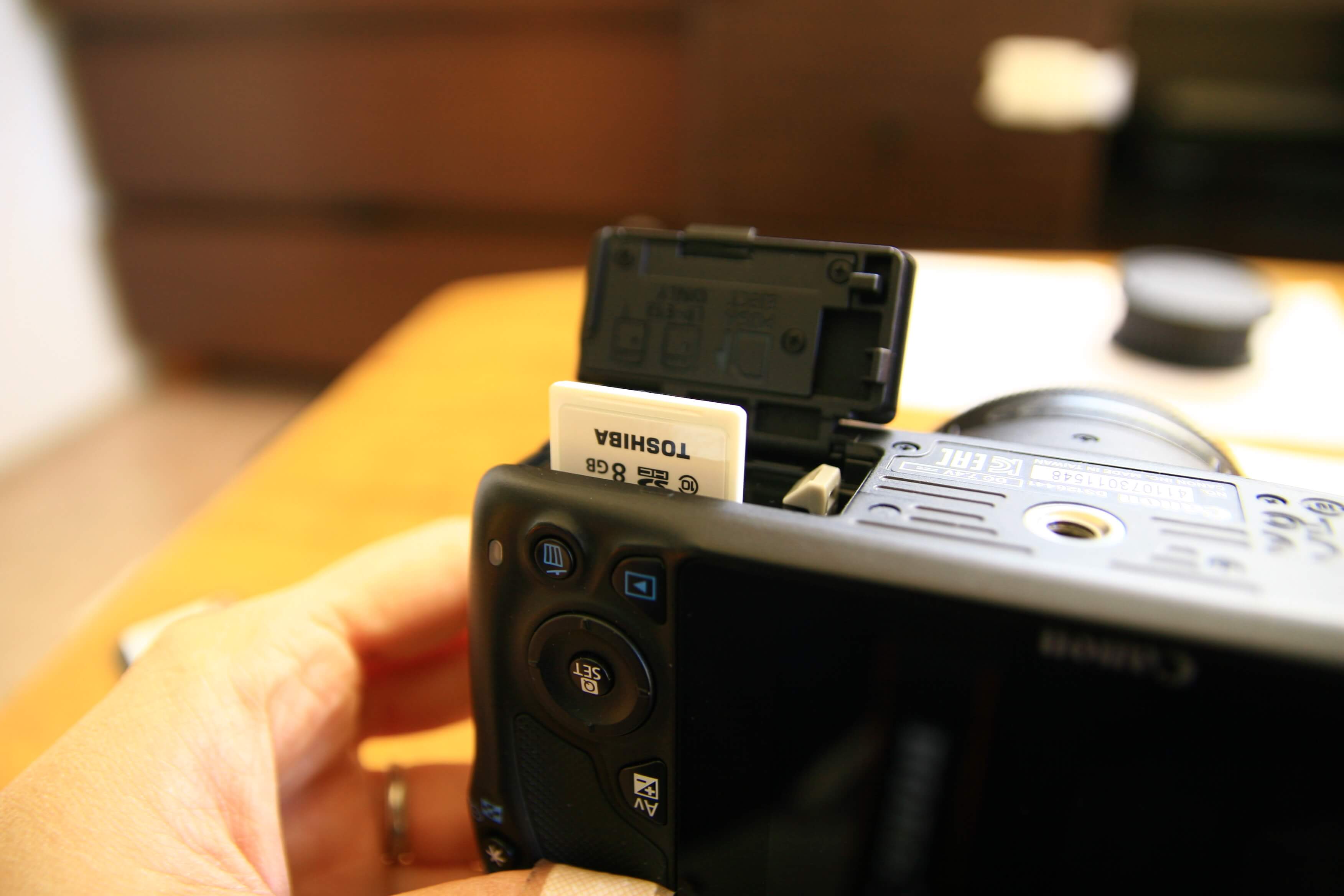Canon EOS Kiss X7でFlashAirのWi-Fiを使ってiPhoneに写真を転送する ...